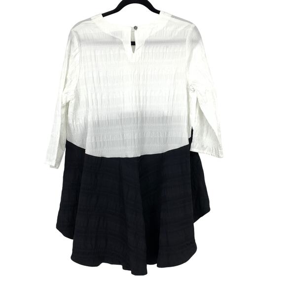 Niche Nilgun Derman 3/4 Sleeve Hi Low Crinkle Blouse Womens Sz M Black White - Picture 2 of 6